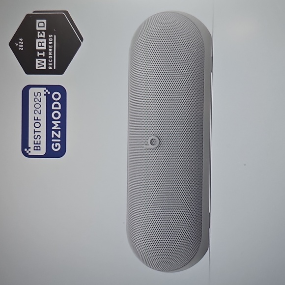 NIB Beats Pill x Kim Kardashian Wireless Bluetooth Speaker Portable Charger USBC - Picture 3 of 10